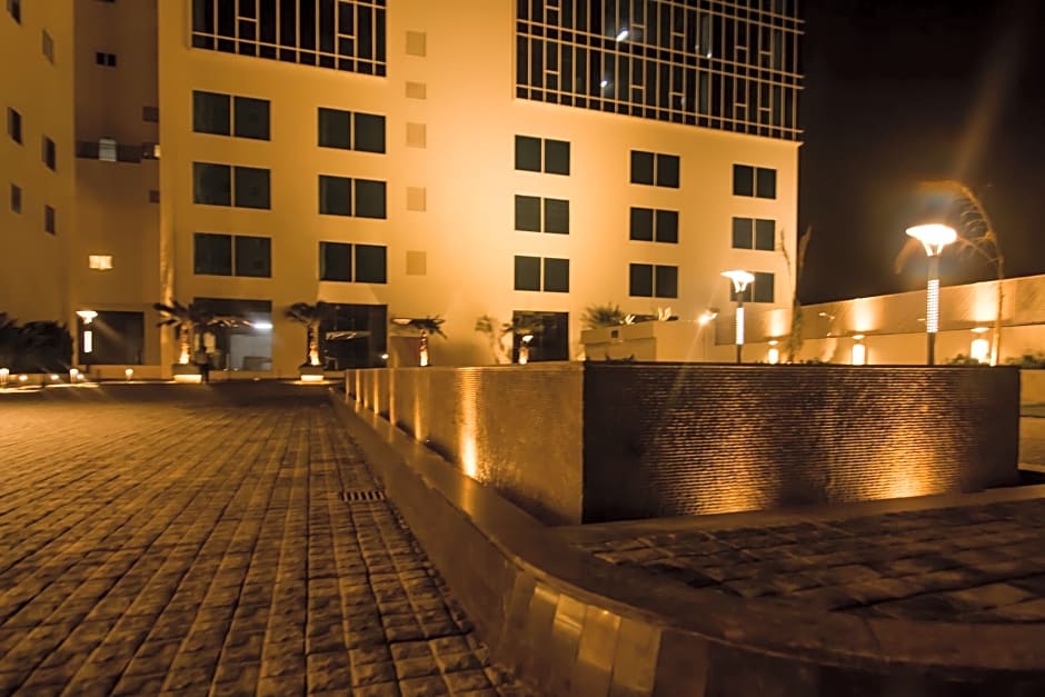 Red Fox by Lemon Tree Hotels, Sector 60, Gurugram