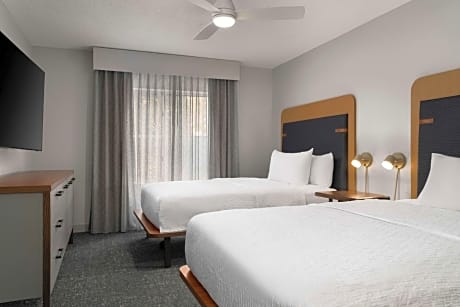 2 Double Beds 1 Bedroom Suite Nonsmoking