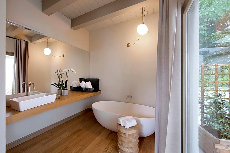 Opera35 Boutique Hotel