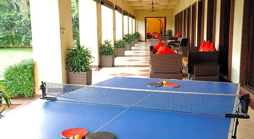 Country Roads Resort