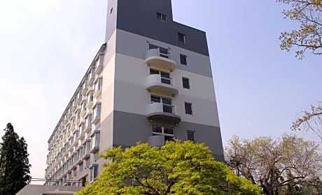 Kyou Bar Lounge & Inn