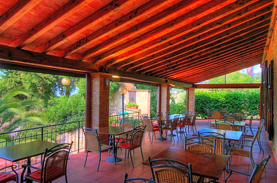 Hotel Residence Villa Rioddi