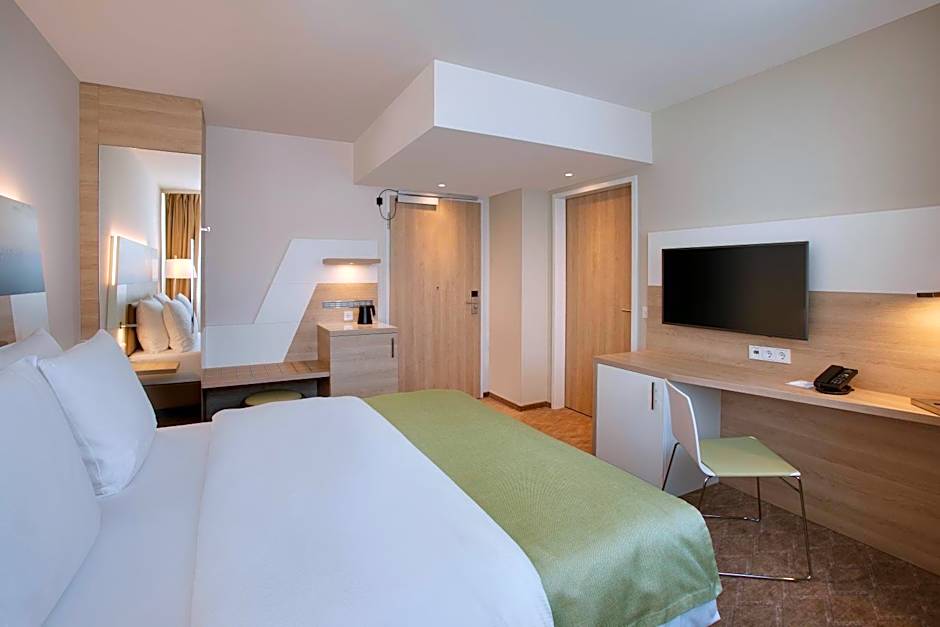 Holiday Inn Frankfurt Airport By IHG