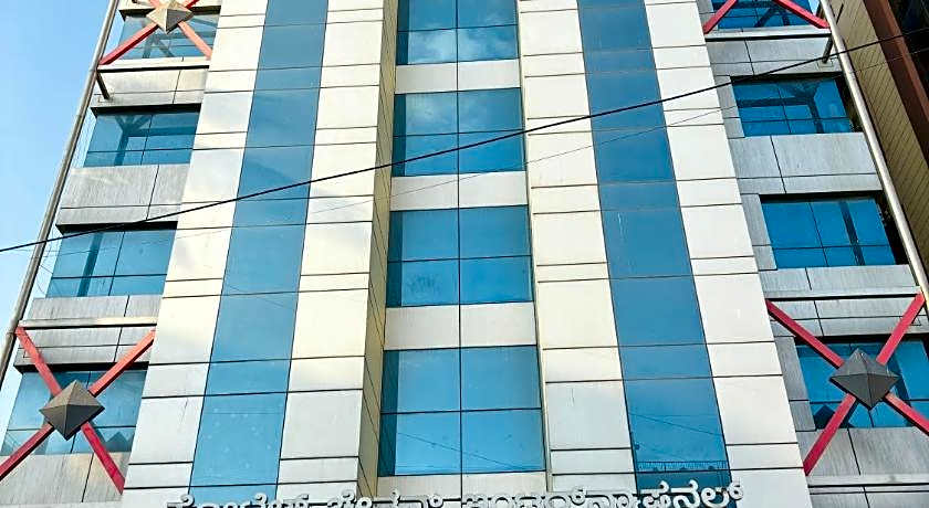 Chetan International Hotel