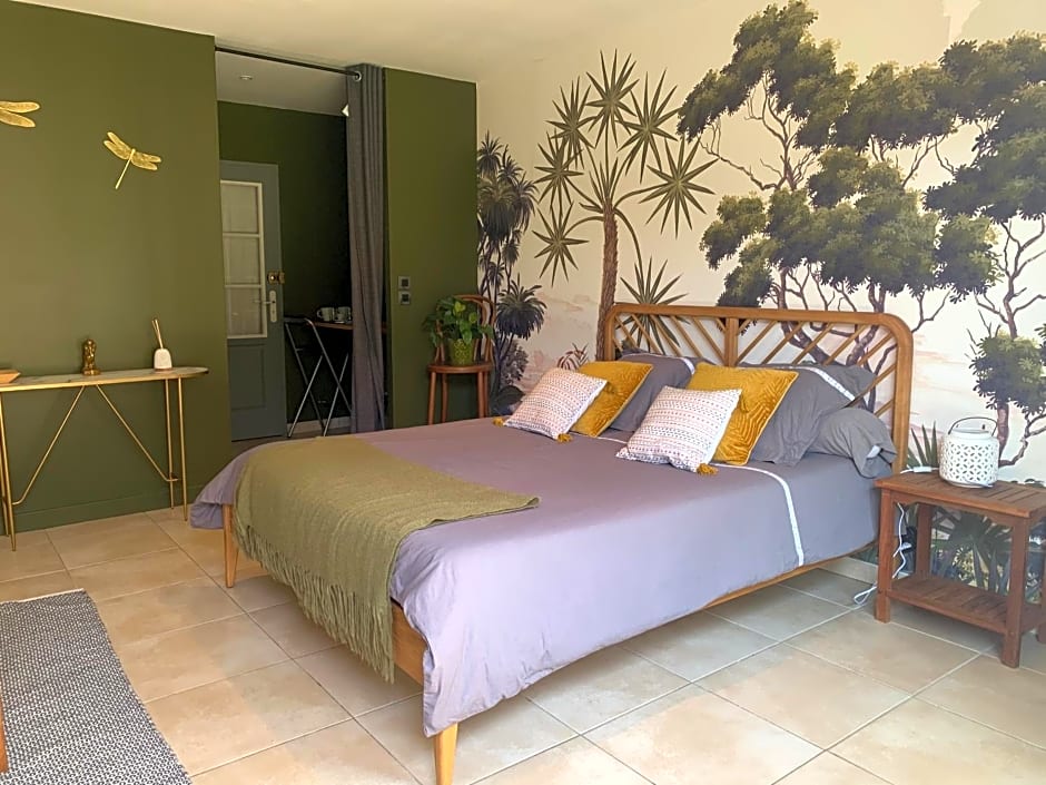 Chambre en Drôme Tropicale