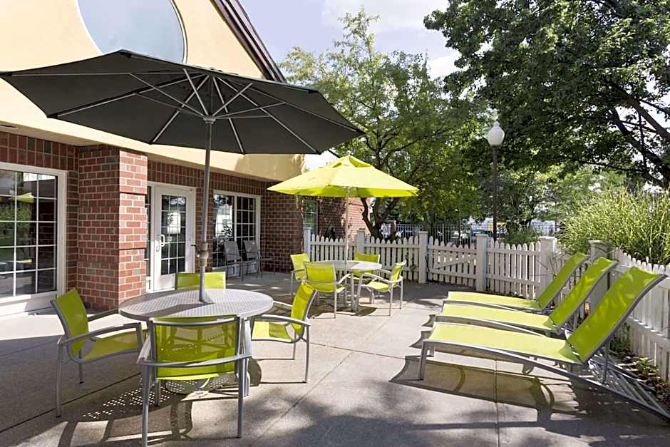 Wyndham Garden Grand Rapids Airport