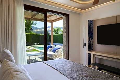 Private Villa with Private Pool Garden View