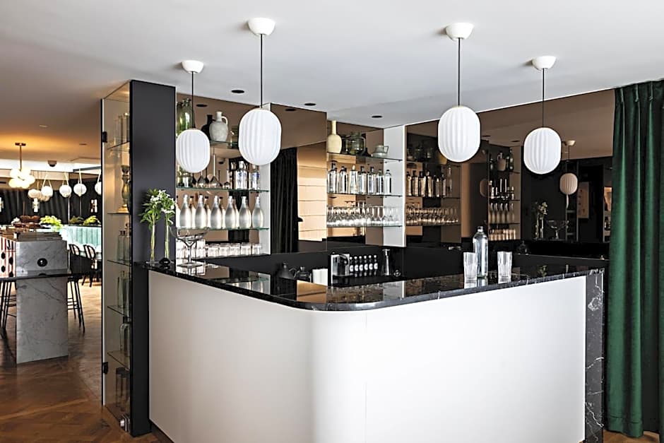 Holiday Inn Paris Palais de lElysee, an IHG Hotel By IHG