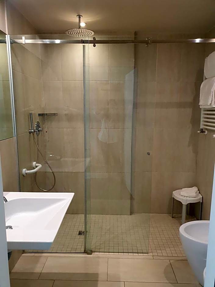 Oxygen Lifestyle Hotel