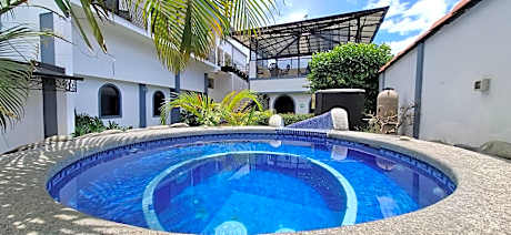 Hotel Santo Tomás
