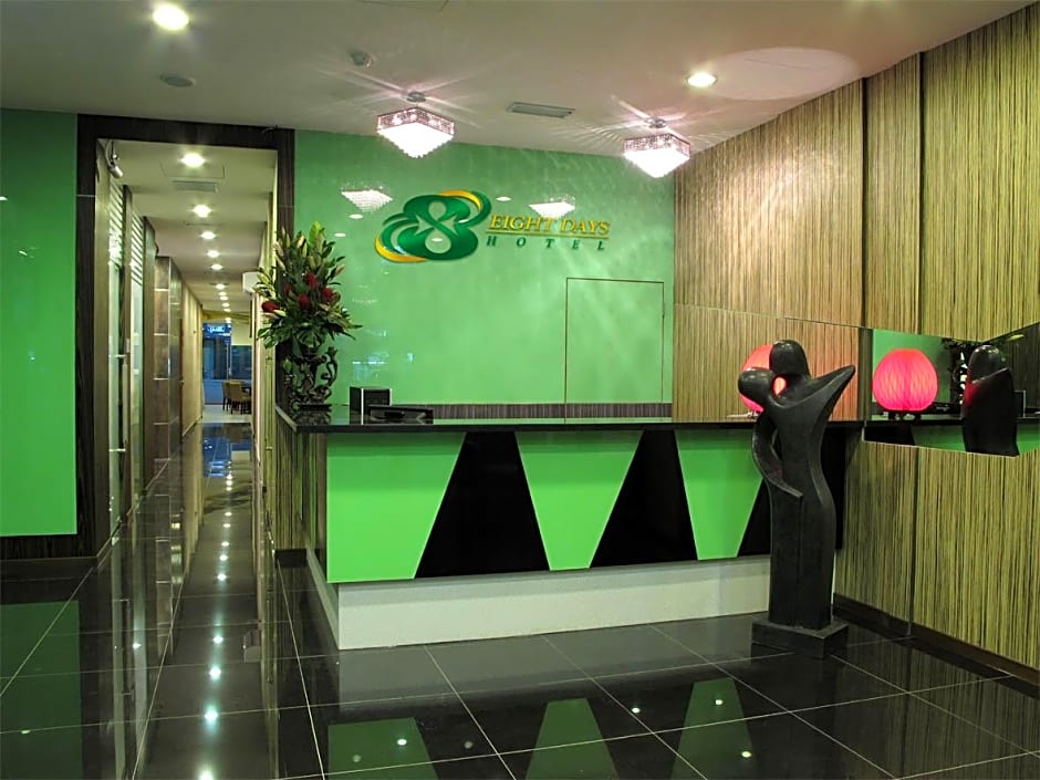 Eight Days Hotel Permas Jaya