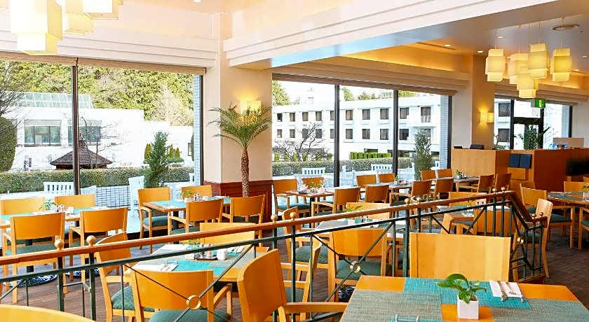 International Resort Hotel Yurakujo