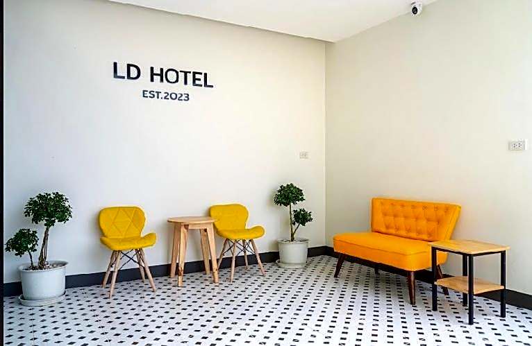 แอ่ว-ดีLD Hotel&Residences