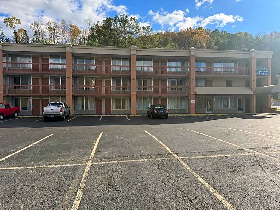 OYO Hotel Harriman near I-40