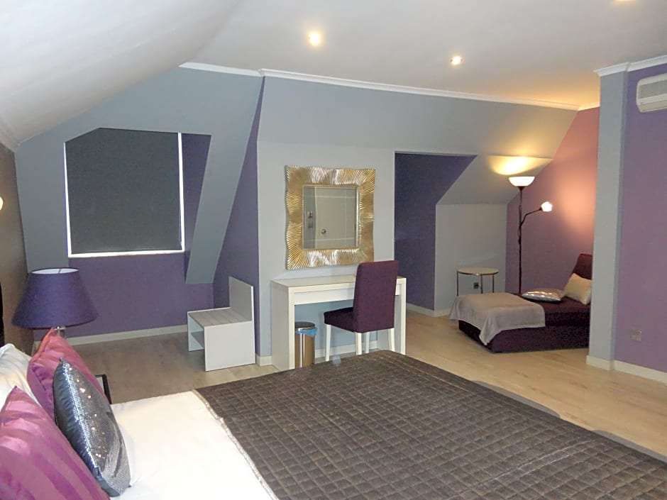 Grande Pensao Residencial Alcobia