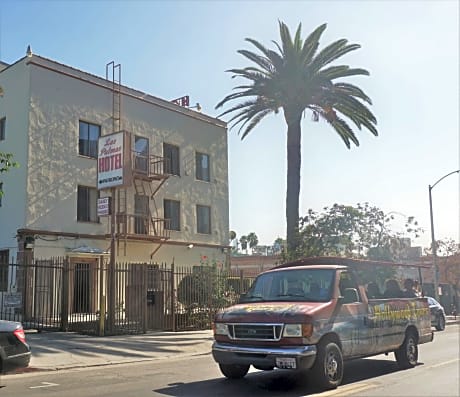 Las Palmas Hotel