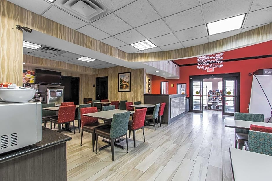 Comfort Suites Fairgrounds West