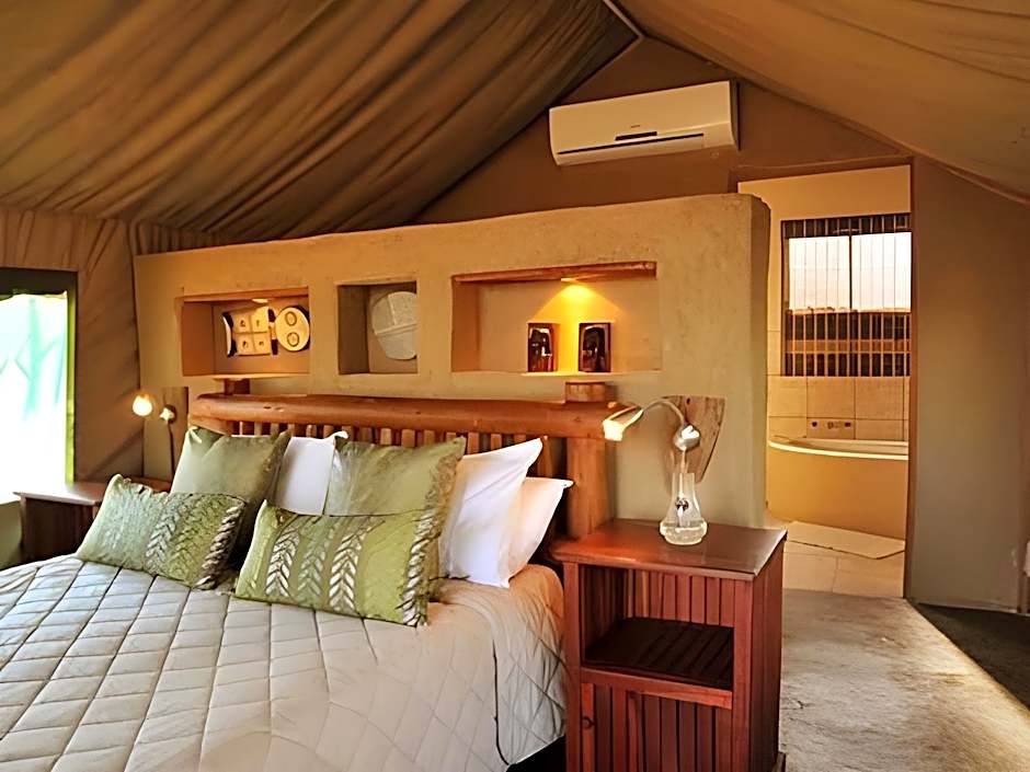 Bateleur Tented Safari Lodge and Bush Spa