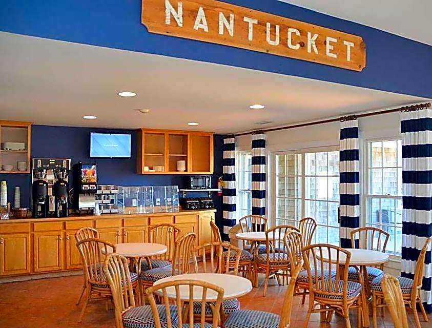The Beachside At Nantucket