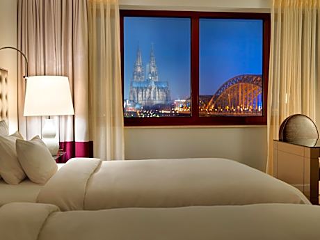 Twin Room with Rhine View