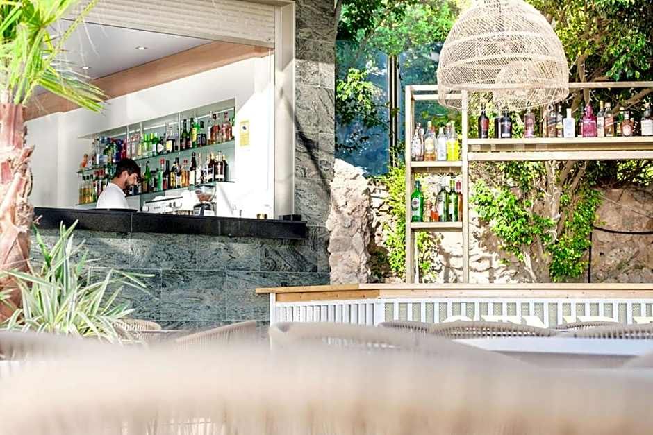 Hotel Agua Beach