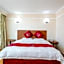 Ln White House Hotel