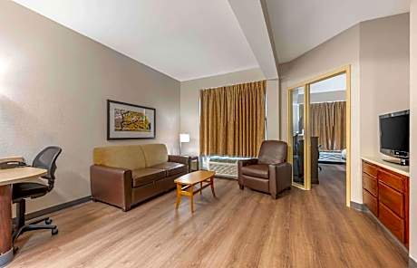 1 Bedroom Executive Queen Non-Smoking