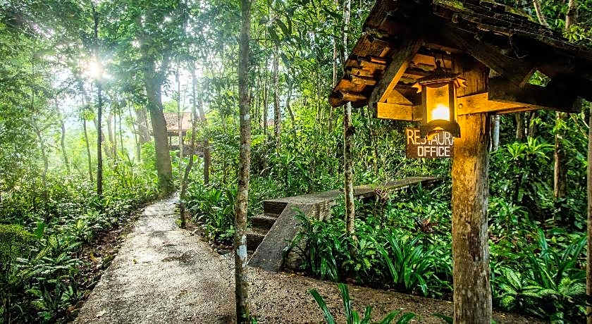 Art's Riverview Lodge