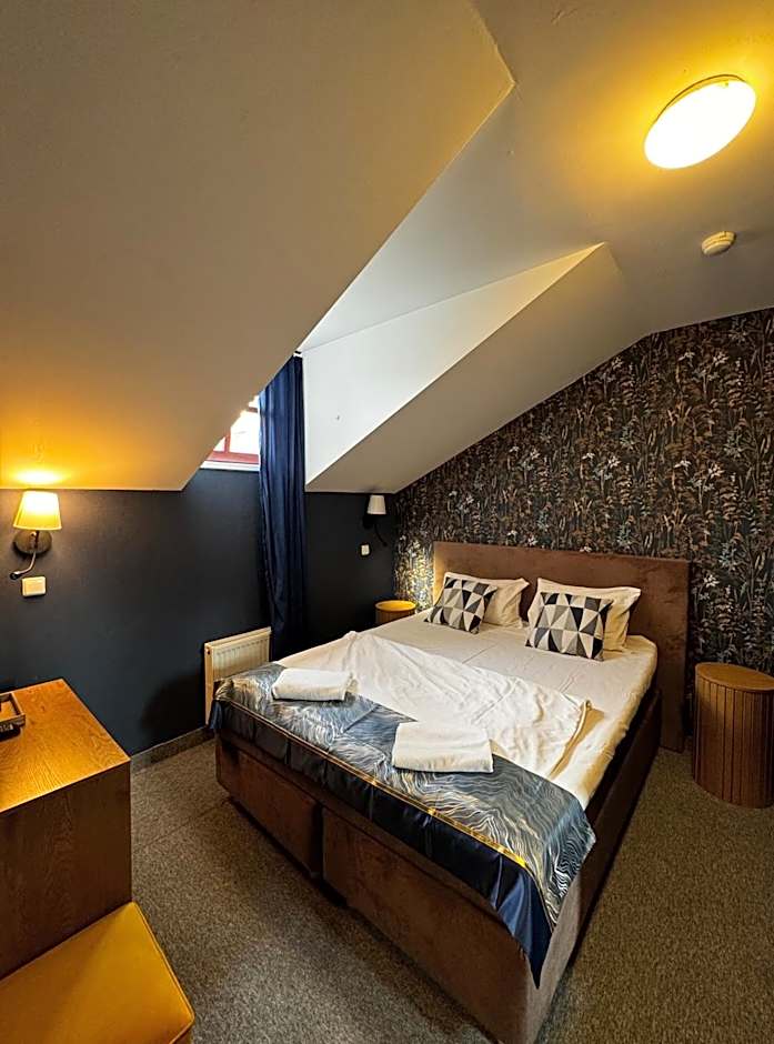 Apple Economy Hotel