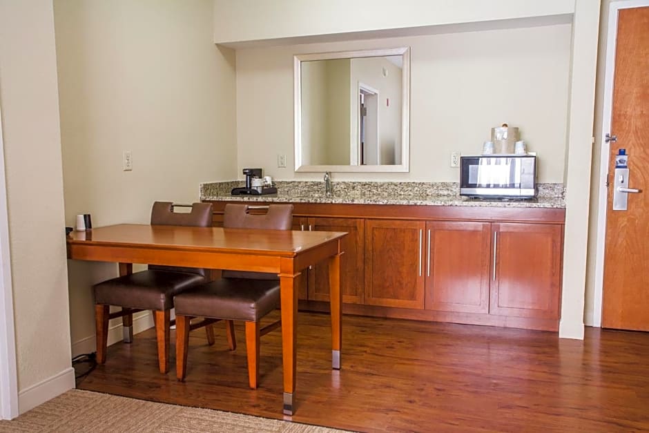 Hampton Inn Charleston-Daniel Island