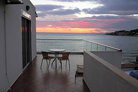Casa Mila apartments & bungalows