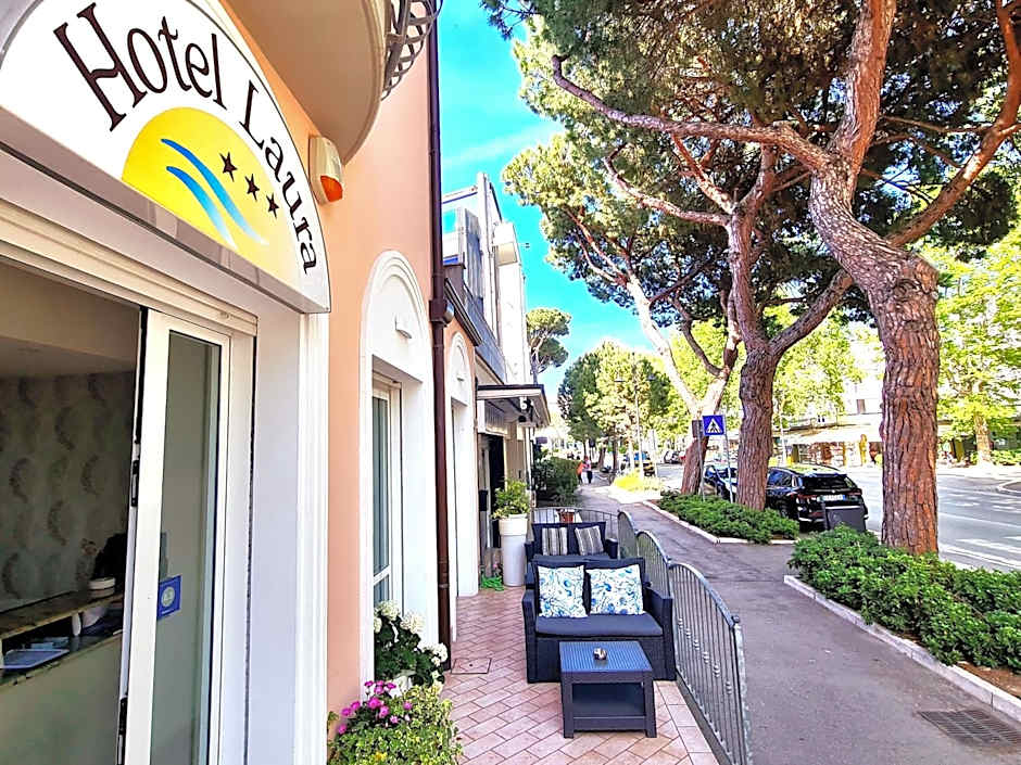 Hotel Laura
