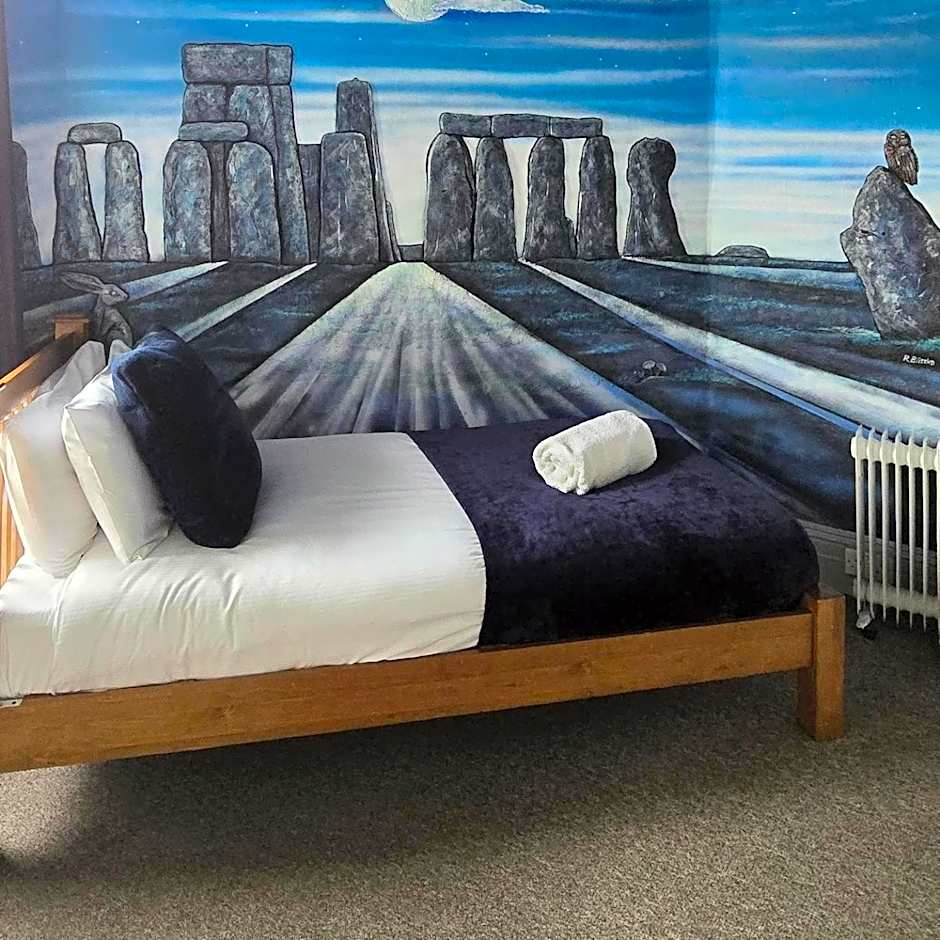 Stonehenge Inn