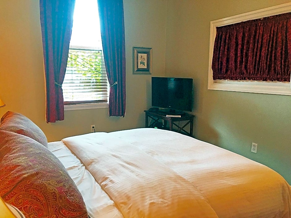 Morris House Hotel - Bed And Breakfast