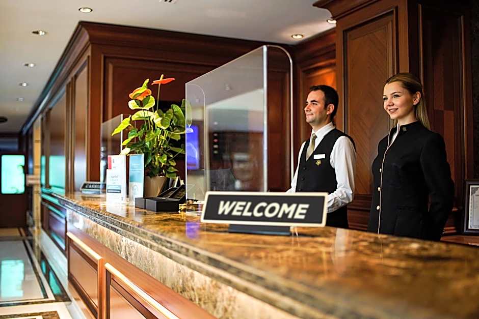 Almira Hotel Thermal Spa & Convention Center