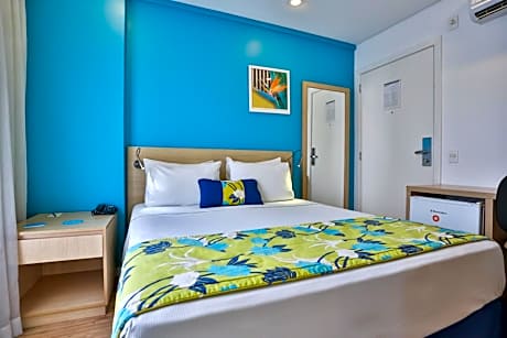 Business Class Suite