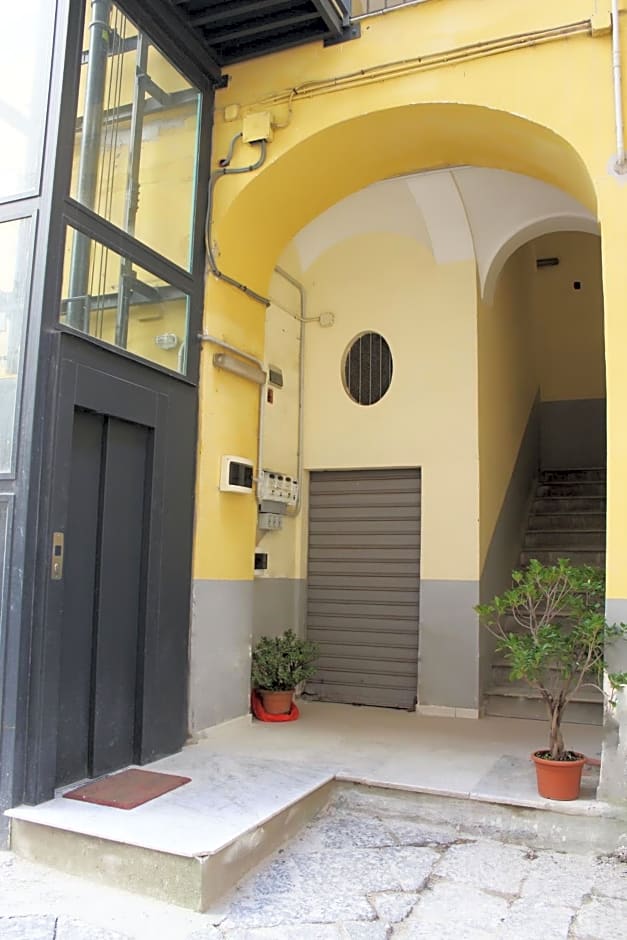 Residenza La Scala – Naples, CO
