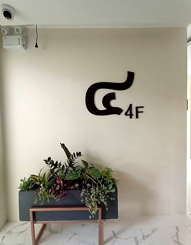 The 9 Residence Hotel