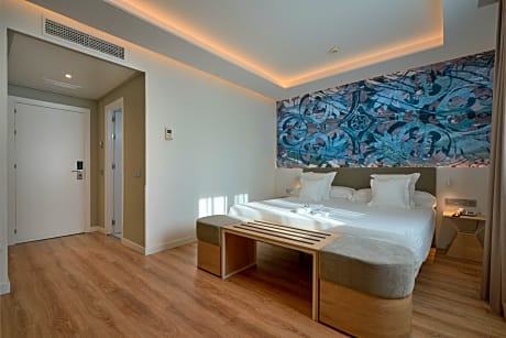 DOUBLE OR TWIN STANDARD