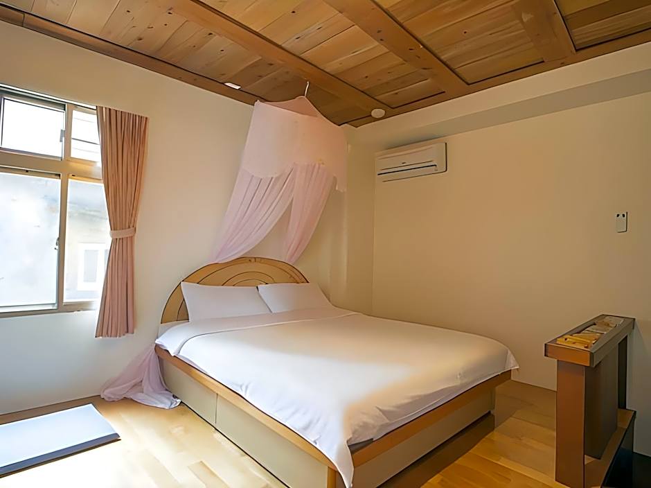 Jiufen ShiJia Guest House