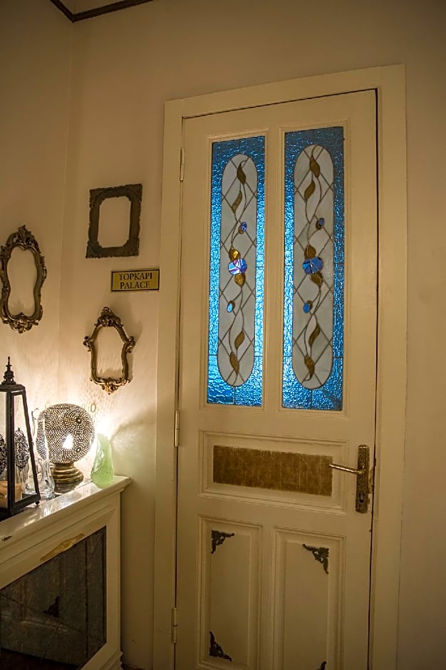 Ragip Pasha Apartment