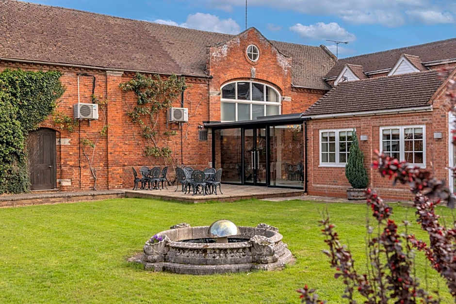 Kings Court Hotel