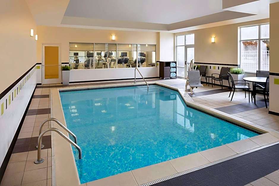 Fairfield Inn & Suites by Marriott Columbus Polaris