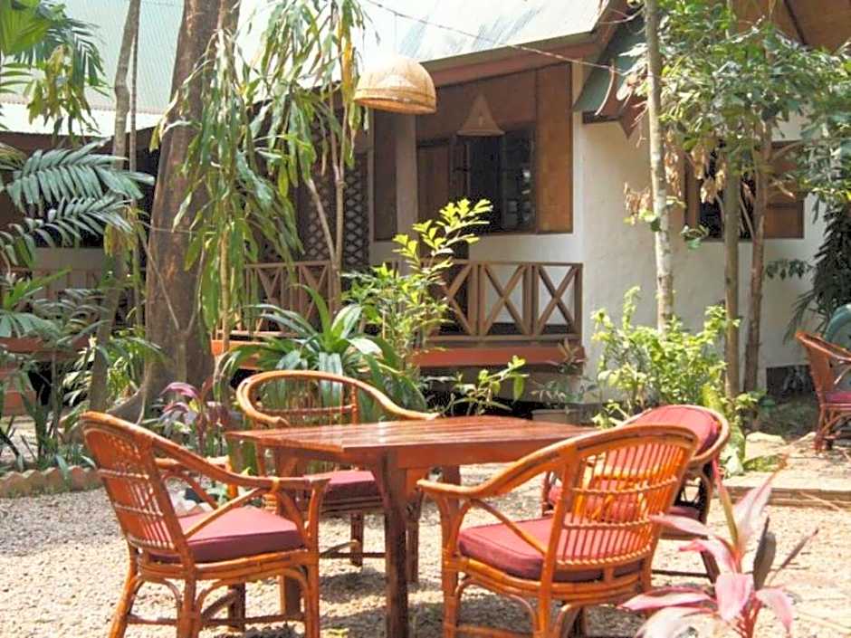 Mut Mee Garden Guest House