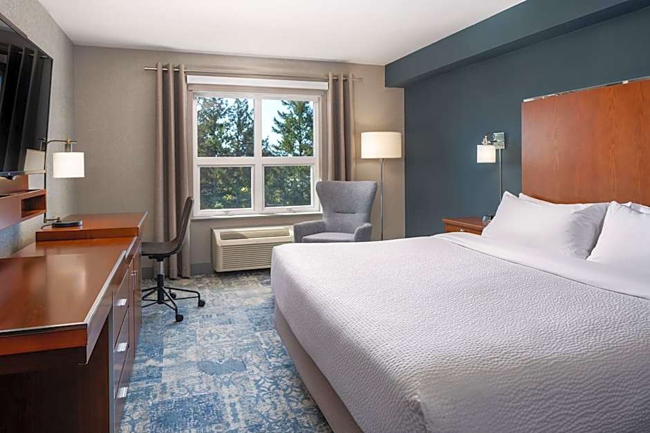 Four Points By Sheraton Victoria Gateway