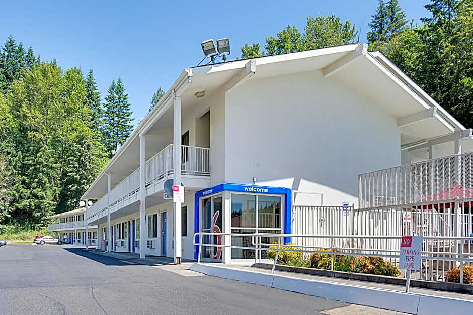 Motel 6-Kelso, WA - Mt. St. Helens