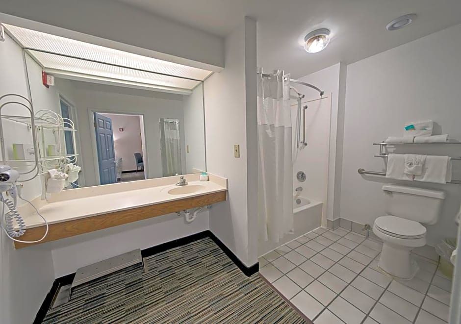All Season Suites