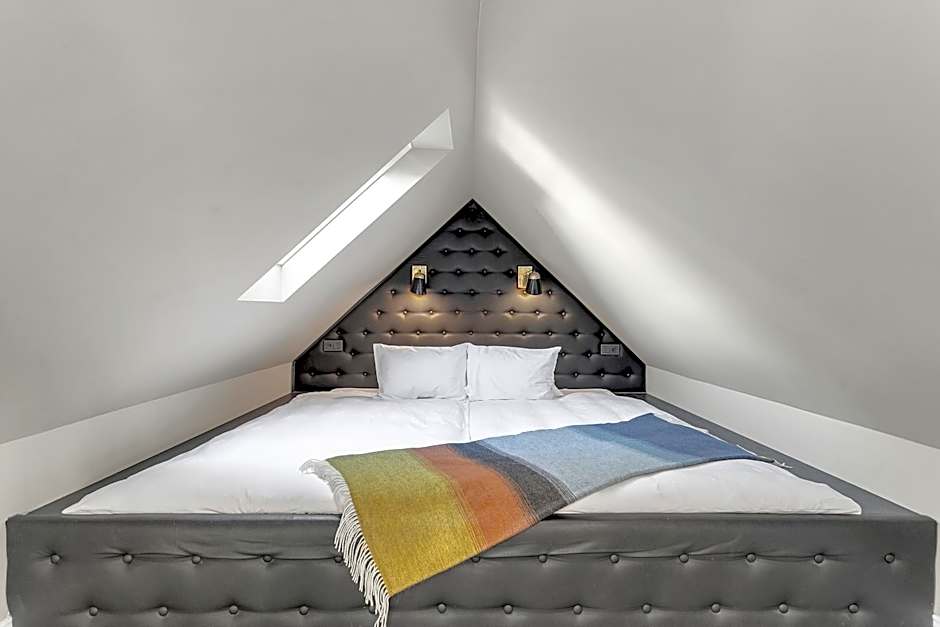 ODDSSON Downtown Hotel