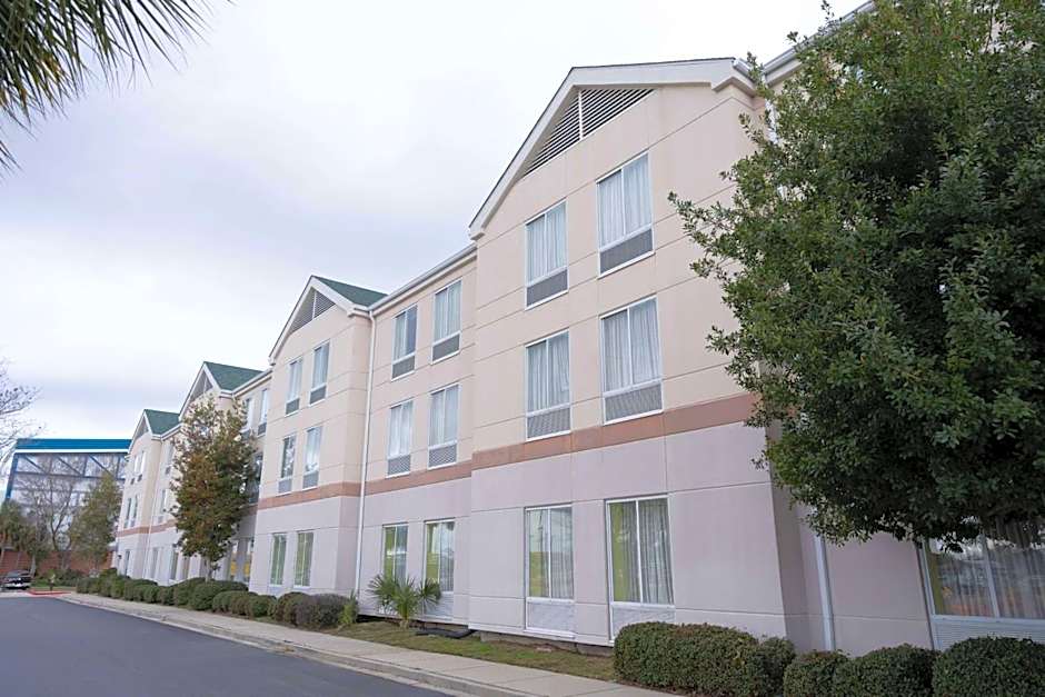 Wyndham Garden New Orleans Airport