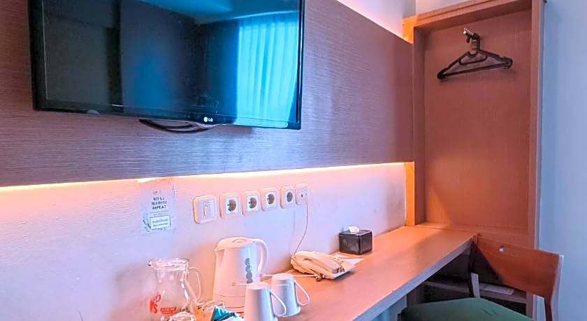 Loji Hotel